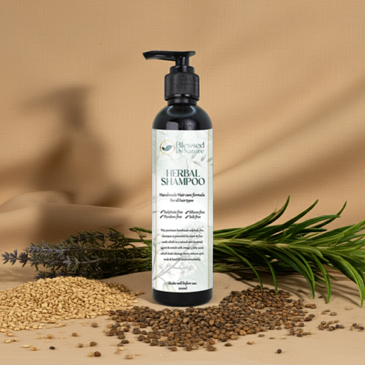 Herbal Shampoo that Leaves Hair Feeling Soft and Clean